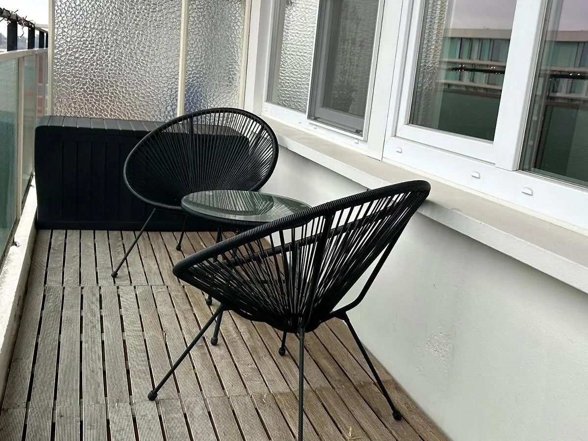 Charmant Appartement In Antwerpen Zuid Met Zicht Op De Stroom Antwerp